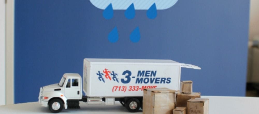 Essential Tips for Moving in the Rain: Stay Dry and Organized